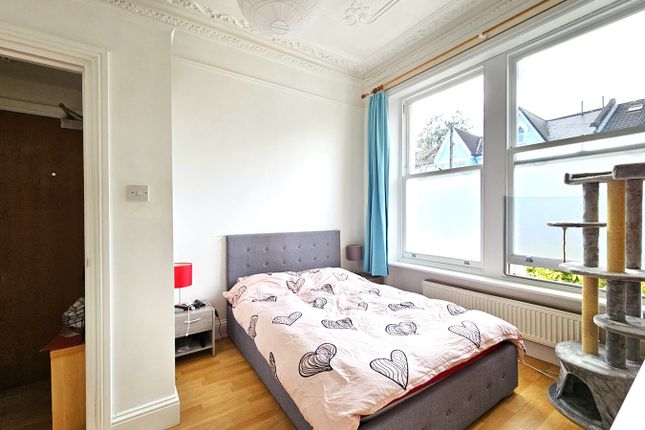 Flat for sale in Durham Road, East Finchley