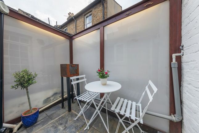 Terraced house for sale in Hyde Road, Richmond