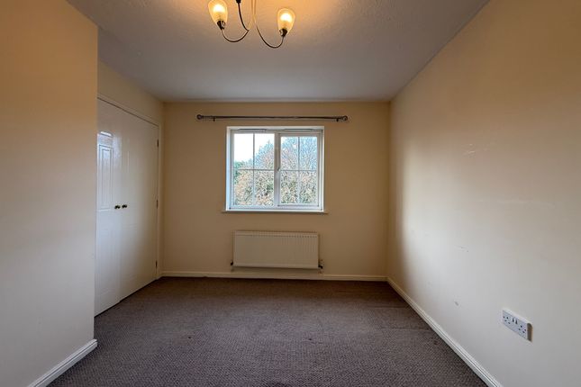 27, Llys Iris, Waunceirch, Neath  photo 5