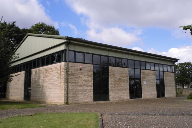 Industrial to let in West Oxfordshire Retail Park, Carterton, Oxfordshire