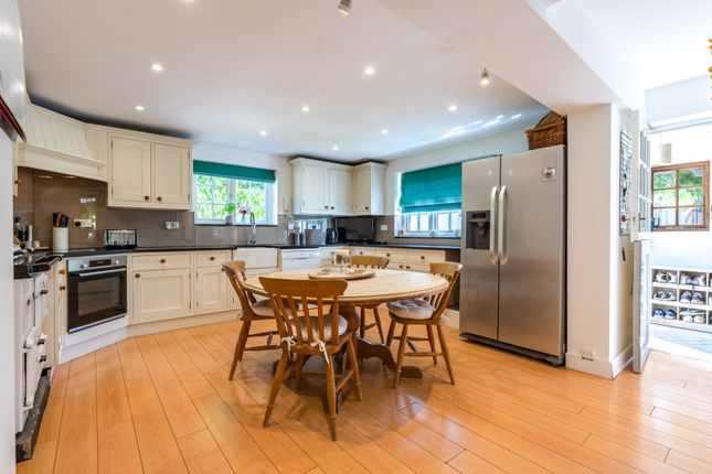 Rose Cottage, Lockeridge Lane, Worcester photo 4
