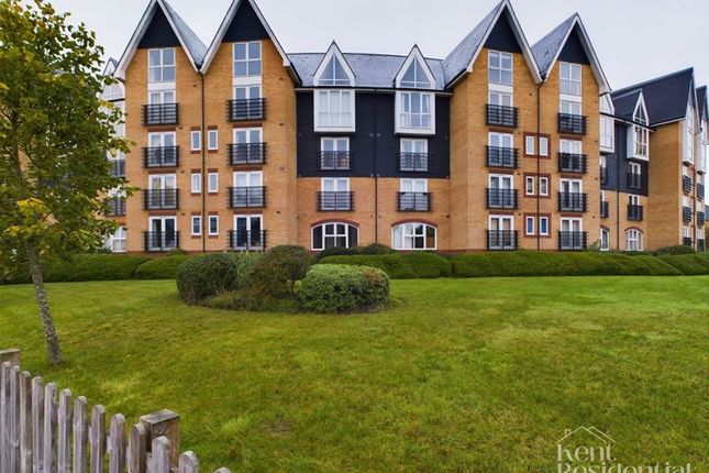 Thumbnail Flat to rent in Scotney Gardens, St Peters Street, Maidstone, Kent