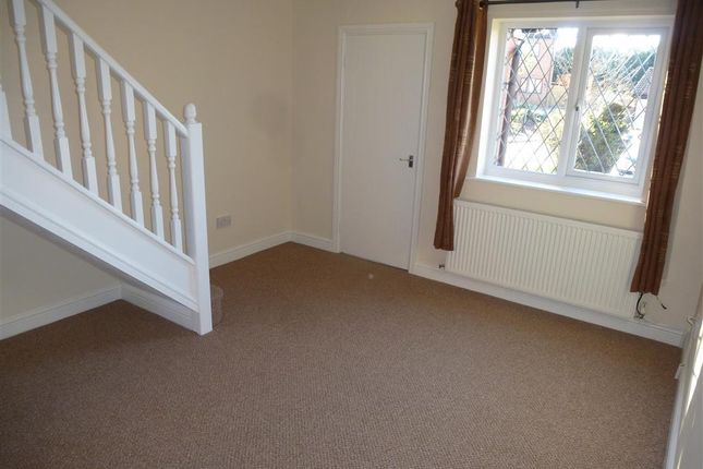 34, Whinchat Grove, KIDDERMINSTER photo 3