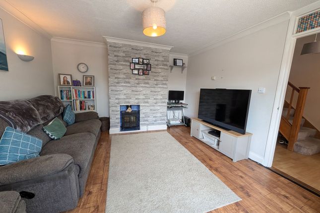 34 Mill Rise, Saxmundham photo 3