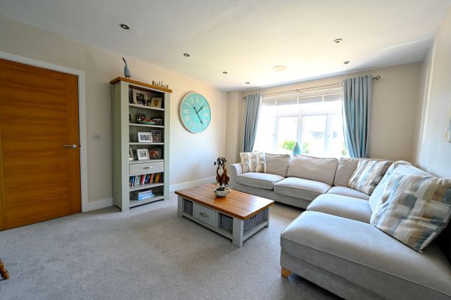 1a, Merley Gardens, Wimborne photo 3