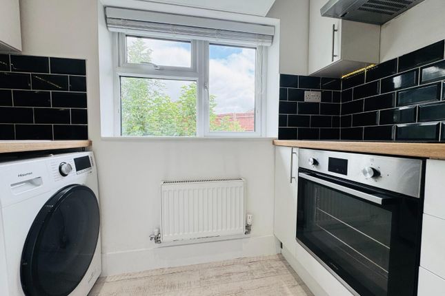 87a, High Street, Southampton photo 2