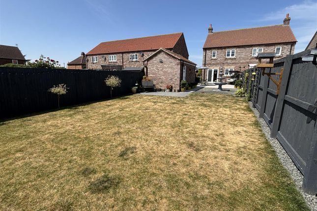 10, Sandholme Road, Eastrington photo 3