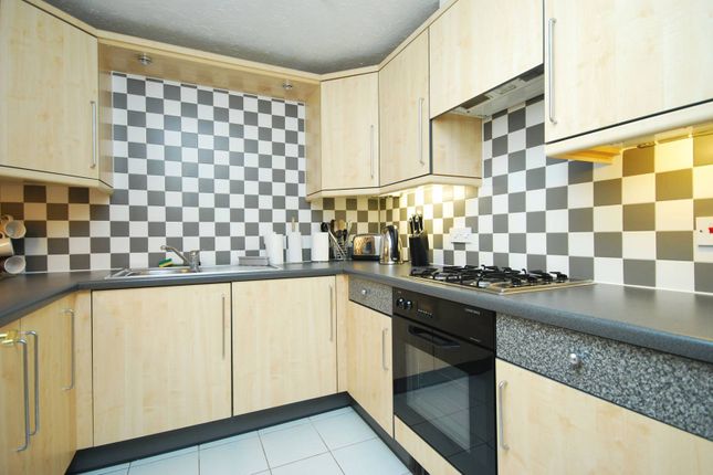 Flat to rent in Verwood Lodge, Isle Of Dogs, London