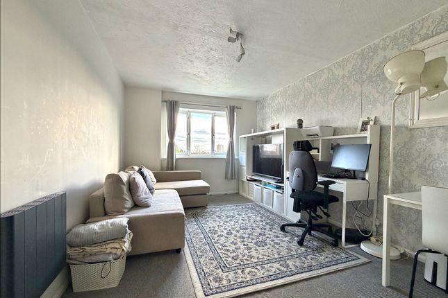 Flat 9 Gardner Court 764, St. Albans Road, Watford photo 2