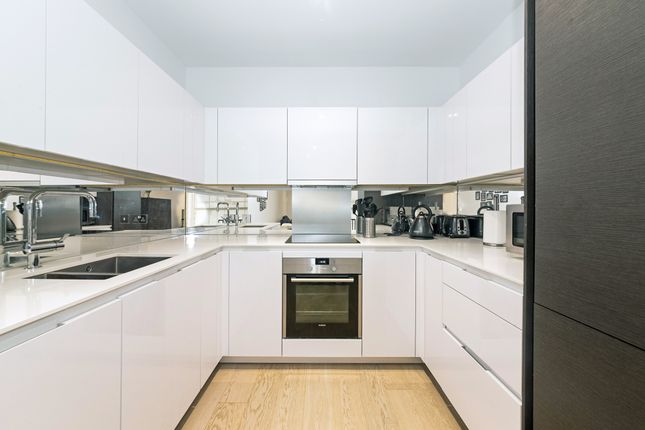 411, 411, Granite Apts, Greenwich photo 2