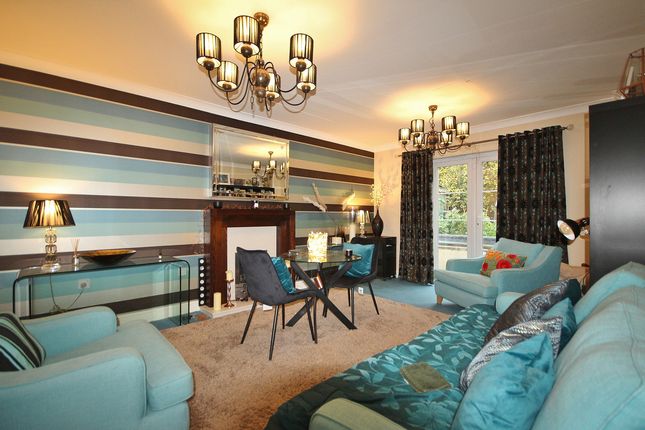Oakdale Lane, Witney photo 2