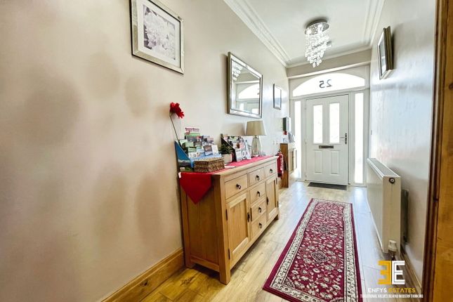 25,Shore to Shore, Deganwy Avenue, Llandudno photo 2