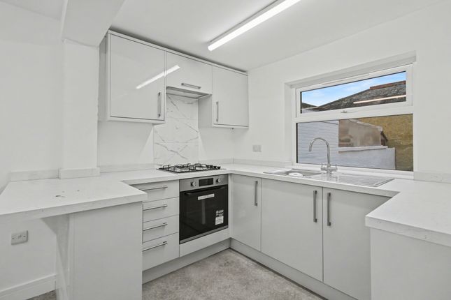 45, York Road, Aldershot photo 2