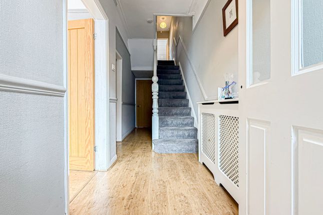 19 Chestnut Grove, Liverpool photo 4