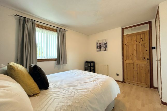 End terrace house for sale in Willow Brae, Brightons