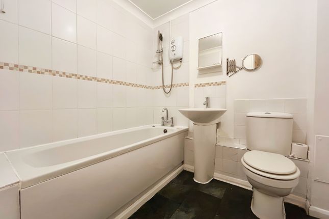 Flat 6, Purfleet photo 5