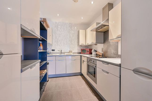 Thumbnail Flat to rent in Luma Apartments, Park Royal, London