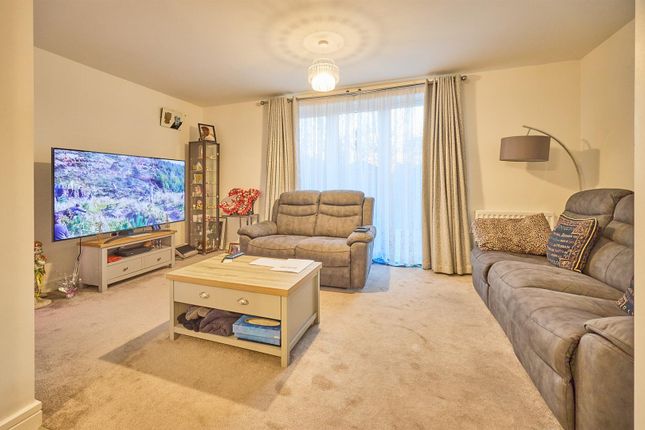 18, Notleyfield Close, Earl Shilton photo 3