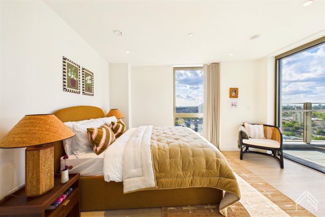 4132434, Ferry Island, 2 Heart Of Hale, London photo 4