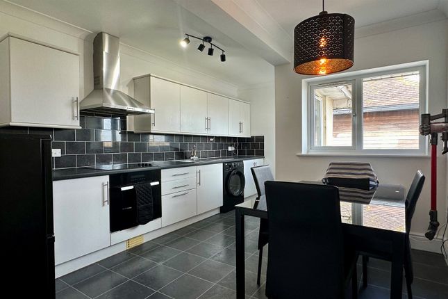 Flat 6, Borthwick House, Longlands Road, Chichester photo 4