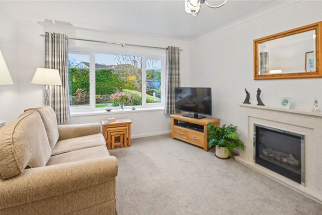 14, North Grove Drive, West Yorkshire photo 2