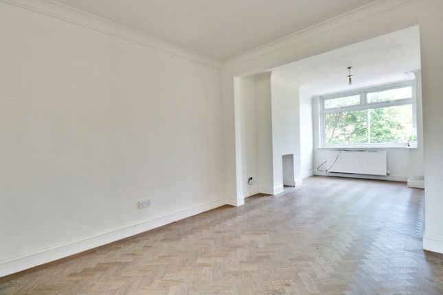 1 Brookend Road, Sidcup, Kent photo 3