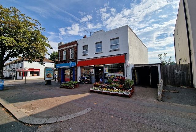 Thumbnail Retail premises for sale in Southend-On-Sea, Essex