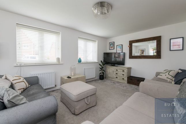33 Pavey Run, Ottery St. Mary photo 2