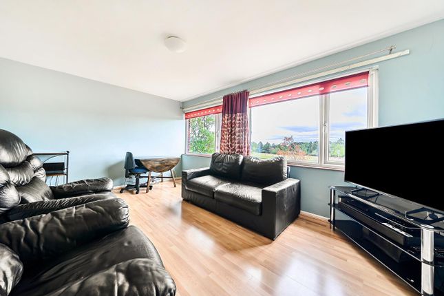 196, Hiltingbury Road, Chandler's Ford photo 4