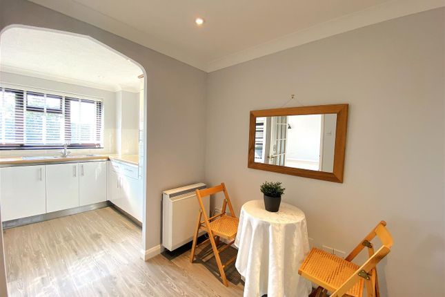 4 Church Hill Place, Hillborough Close, Bexhill-On-Sea photo 4