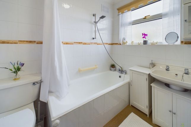 Semi-detached house for sale in Yorkland Avenue, Welling