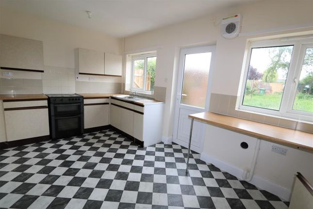3, Nasmith Avenue, Corby photo 4