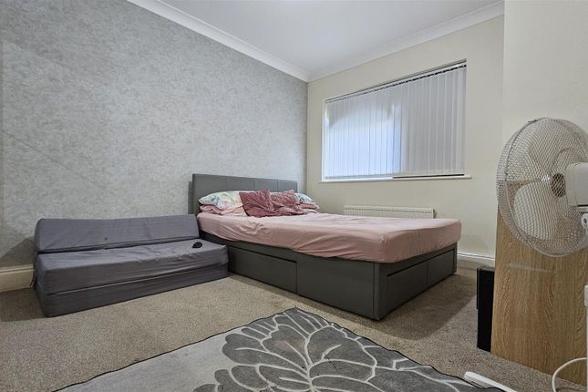 10, Grosvenor Avenue, Middlesex photo 4