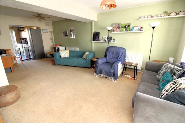 44, Hammond Road, Hampshire photo 2