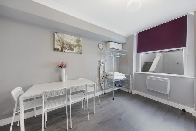 Garden level, 63B, Fernhead Road, Maida Vale photo 2