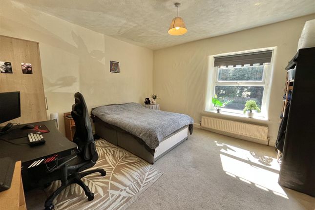 147, Mottram Moor, Hyde photo 5