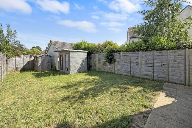 6, Beadon Way, Woodbridge photo 4