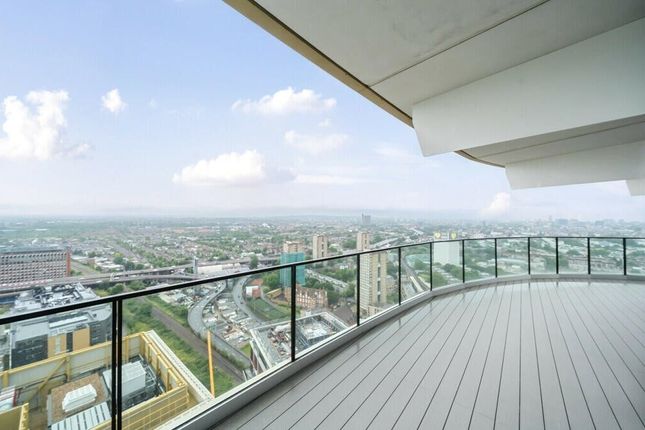 3-bed flat on 164 Cassini Tower, Cascade Way, London, £2,850,000