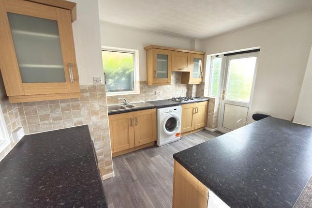 68, Toddington Road, Luton photo 2