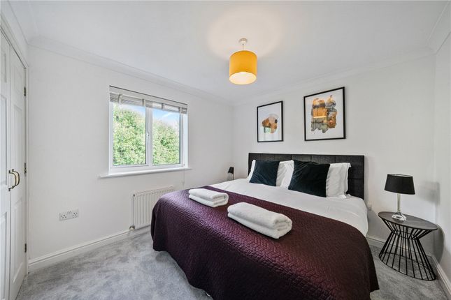 2A, Castle Way, Wimbledon photo 2