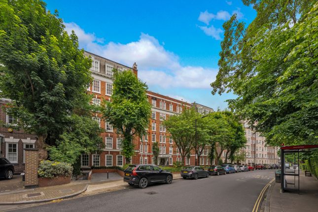 2-bed flat on 4, Circus Lodge, London, £750,000