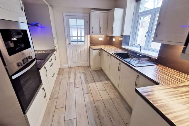 48, Gwerthonor Place, Bargoed photo 5