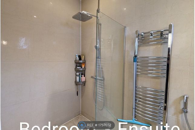 Bedroom 3 Ensuite