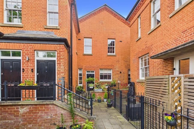 1-bed flat on 17 Brigadier House Captain Gardens, Colchester, £200,000