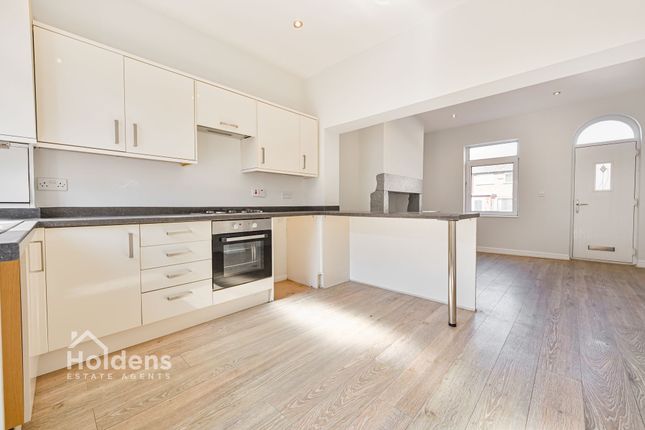 25 Lee Street, Preston photo 2