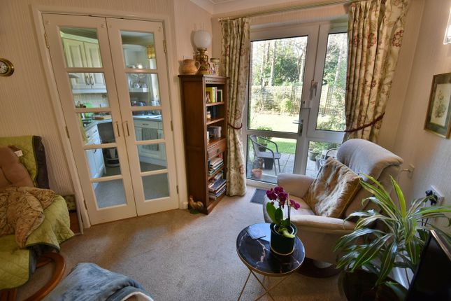 Alexandria Court, Glenmoor Road, Ferndown photo 3