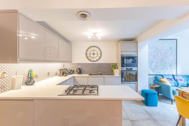 26 Lower Abbotsgate, Carnforth photo 3