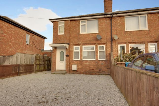 34, Kings Square, Beverley photo 2