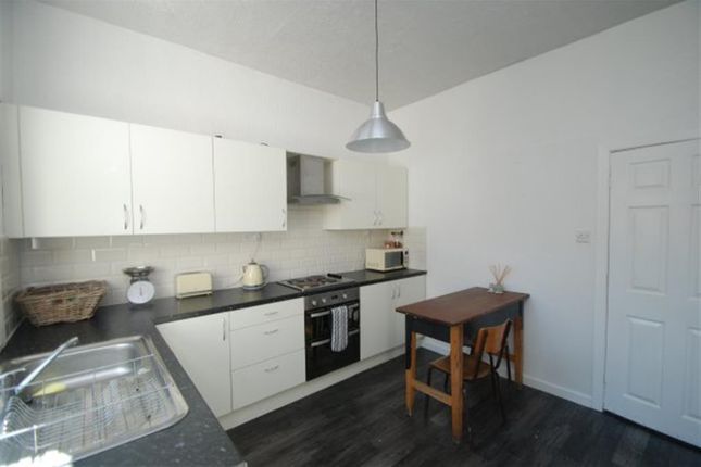 27, Croft Street, Stalybridge photo 5
