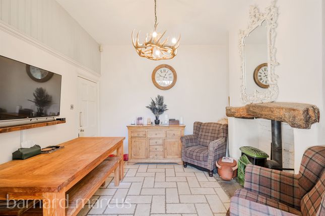 2, Norfolk House, Horsham Road, DORKING photo 3